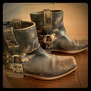 **SOLD** Frye ankle boots